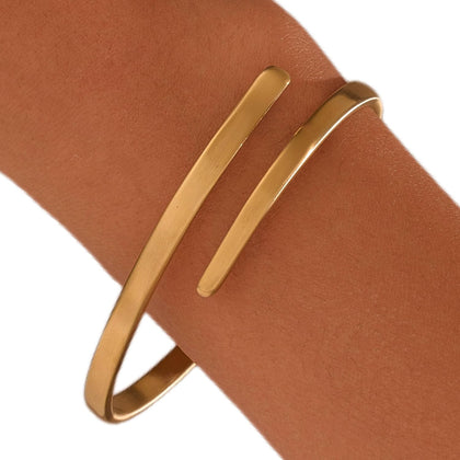 Gold Bangle Bracelet for Women, 14k Gold Plated Open Bangle, Stackable Stainless Steel Cuff Bracelets, Chunky Fashion