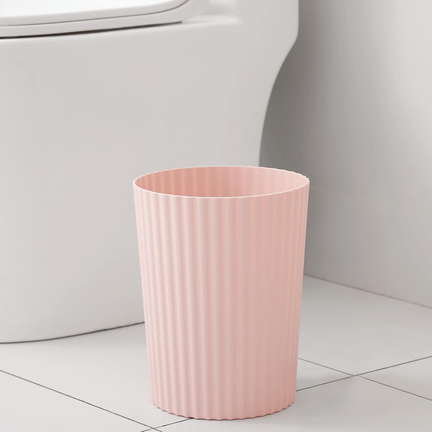 Small Trash Can Plastic Wastebasket Round Garbage Container Bin for Bathroom, Kitchen, Bedroom, Home Office, College