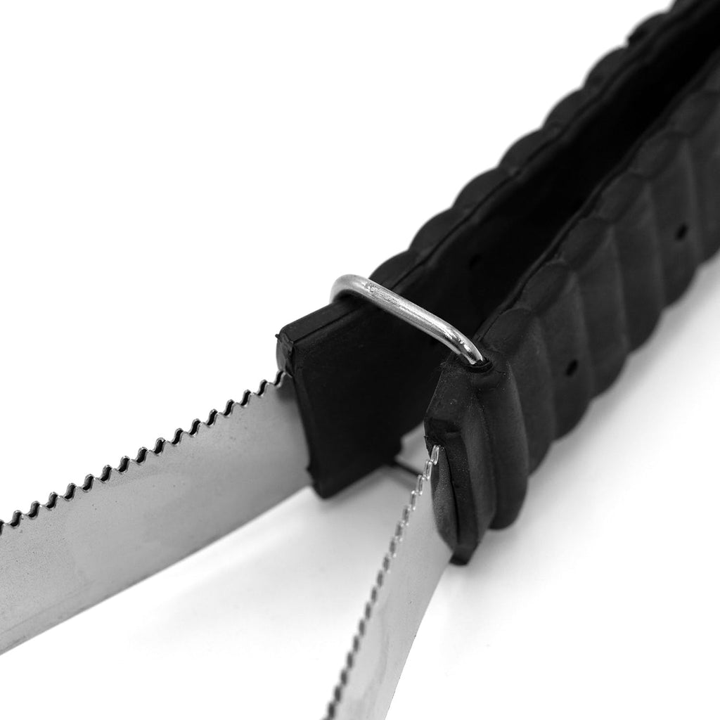 Double Shedding Blade for Horses & Livestock Grooming – Stainless Steel Deshedding Tool with Black Plastic Handle for