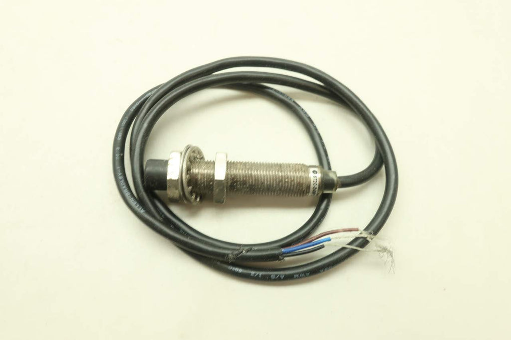 ALLEN BRADLEY 872C-D4NP12-E2 INDUCTIVE Proximity Sensor 10-30V-DC