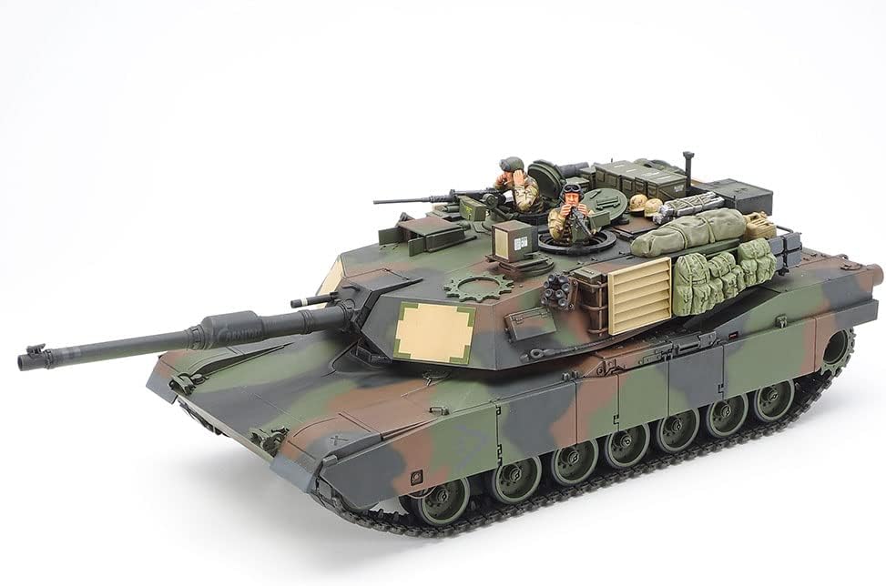 Models M1A2 Abrams Model Kit