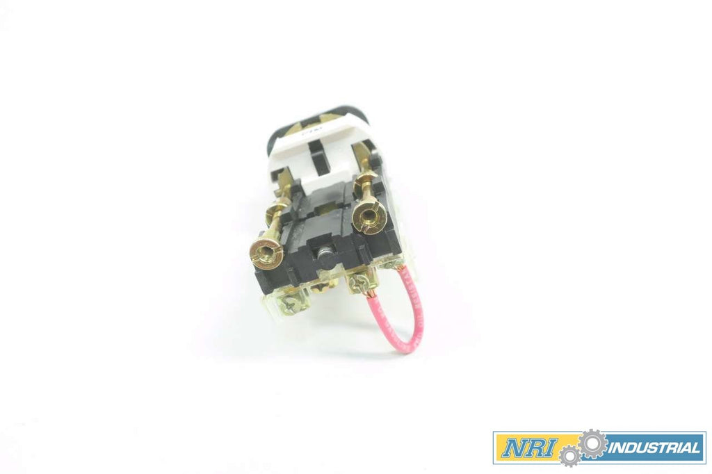 ALLEN BRADLEY 800H-JR2 3-POSITION SELECTOR SWITCH SER F D580564