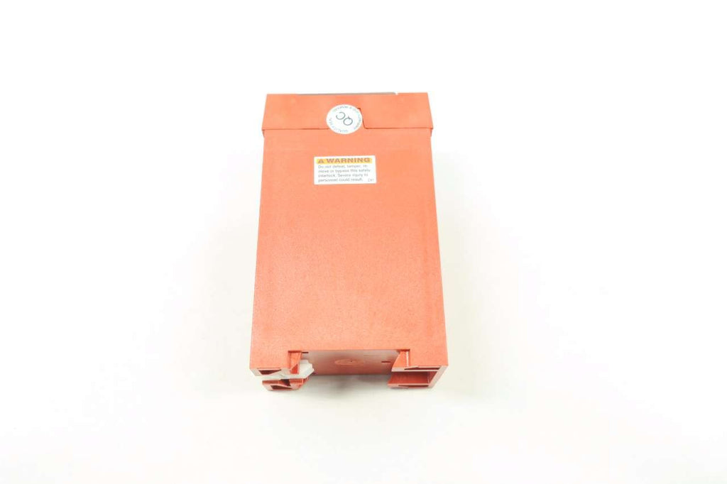 ALLEN BRADLEY 440R-T07114 CUI GUARDMASTER Safety Relay 110/240V-AC D563332