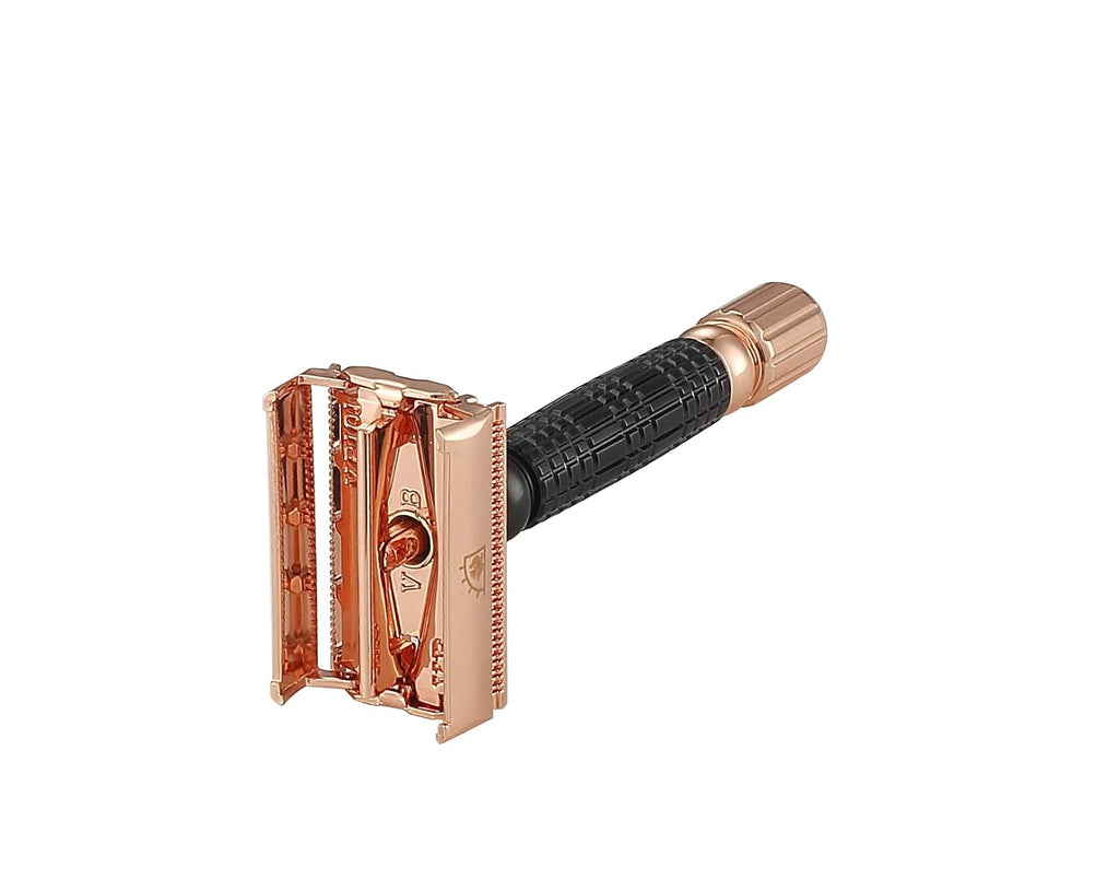 Double Edge Safety Razor for Men + 5 Swedish Steel Blades + Luxury Case. Smooth, Reusable, Eco-Friendly (Chieftain