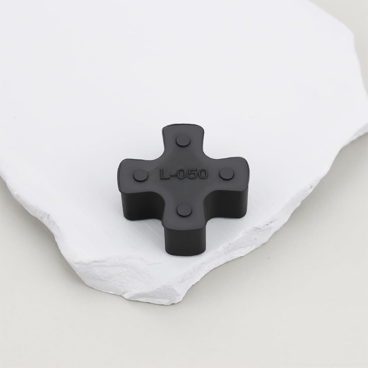 8PCS L050 Solid Jaw Coupling Elastomer Spider Insert NBR Rubber 27.2x11.2mm for Pumps Fans Motors