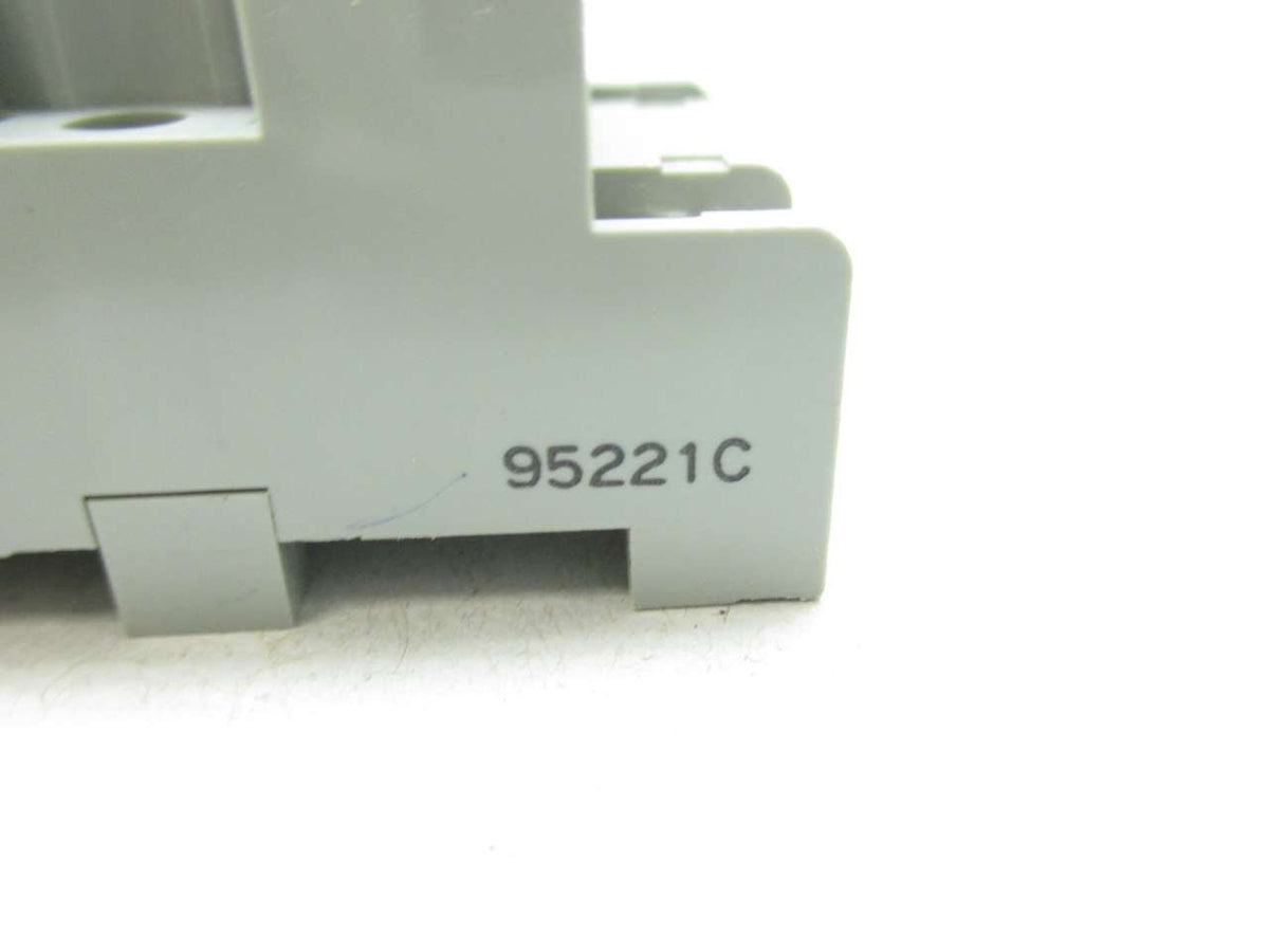Idec Relay Socket, 8Pin, 10A, 300V - SR2P-05