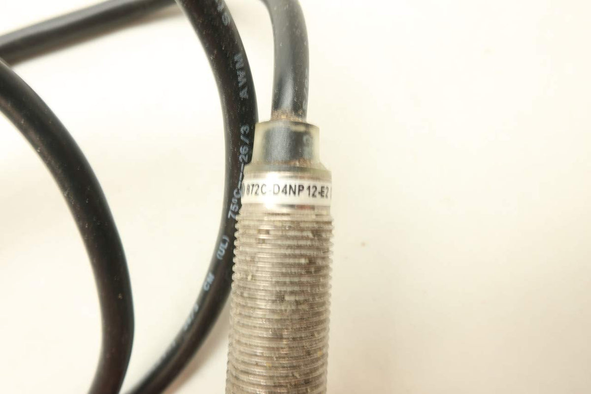 ALLEN BRADLEY 872C-D4NP12-E2 INDUCTIVE Proximity Sensor 10-30V-DC