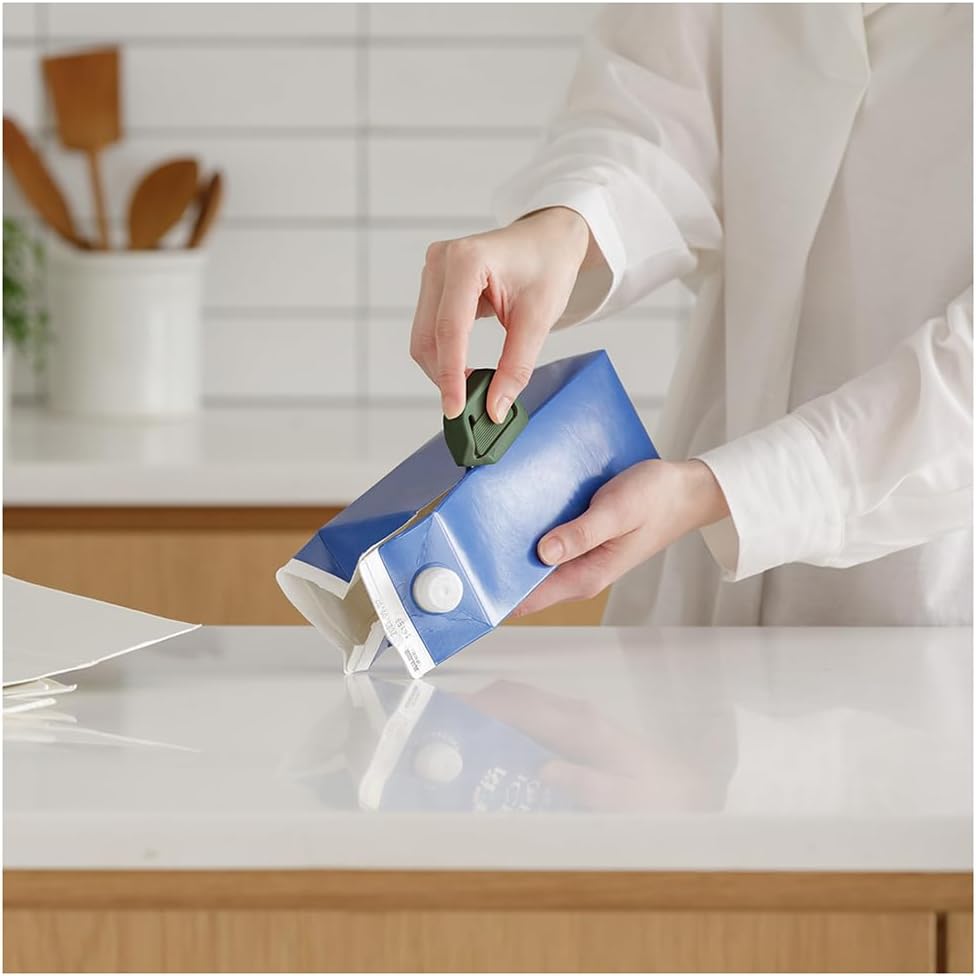 Box Cutter, Rust-Resistant Ceramic Blade, Everyday Carry Tool for Box Opening, Cutting, Resizing, and Breaking Down