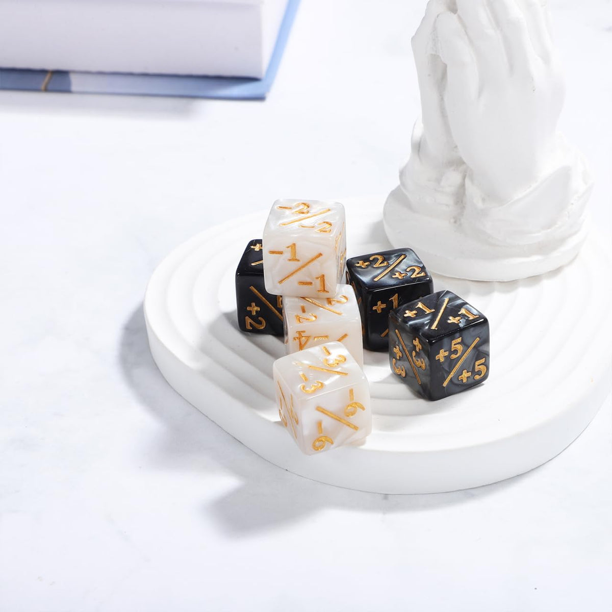48Pcs +1/-1 Token Dice Counter, 0.63in D6 Minus and Plus Dice Set