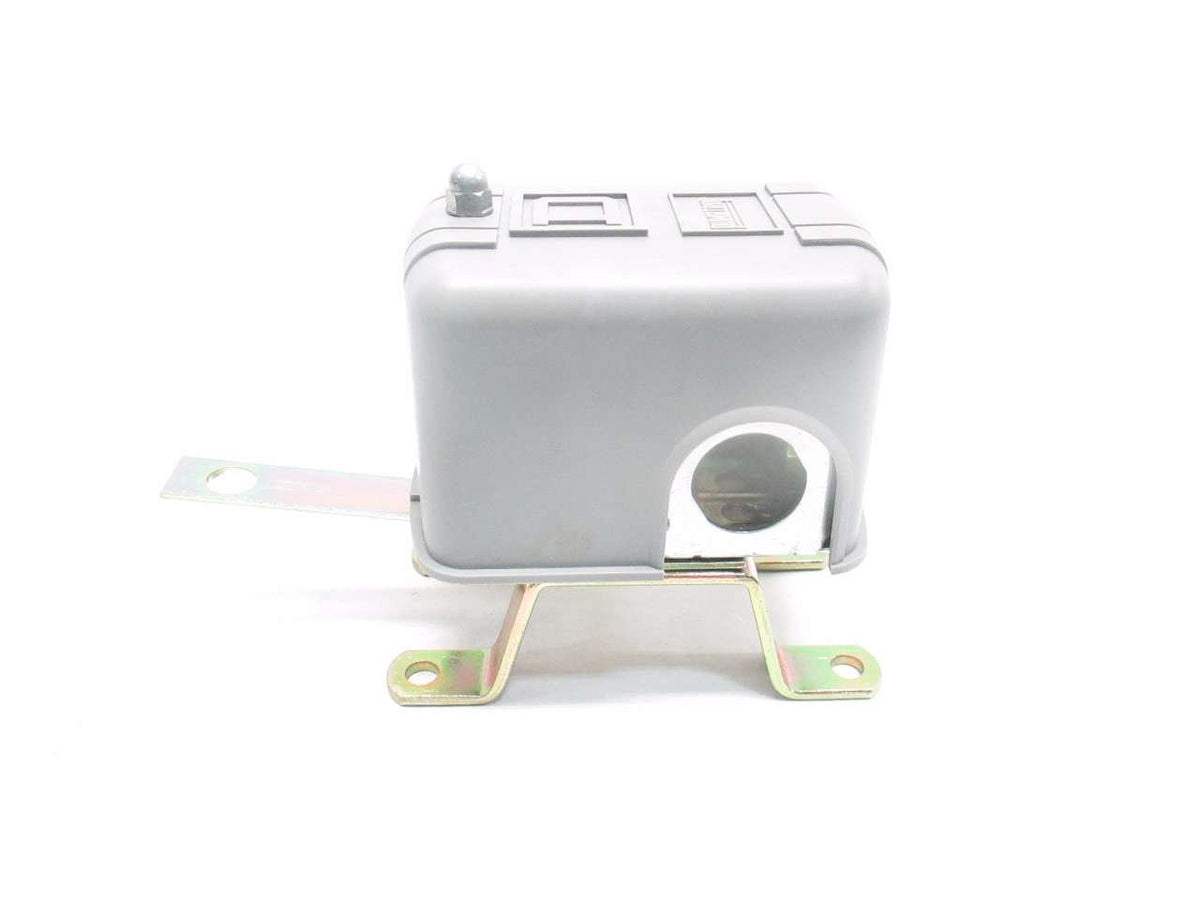 Square D 9036DG2R Universal Open Tank Industrial Float Switch D499262