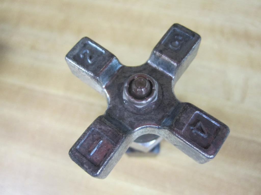 PARKER METERING FLOW CONTROL VALVE MV461S NEW IN BOX