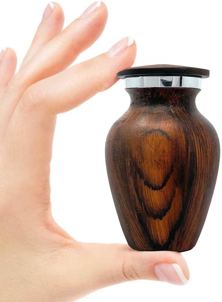 Small Keepsake Urn for Human Ashes – Cherry Wood Appearance Memorial – Handcrafted Mini Urn for Sharing – Recycled