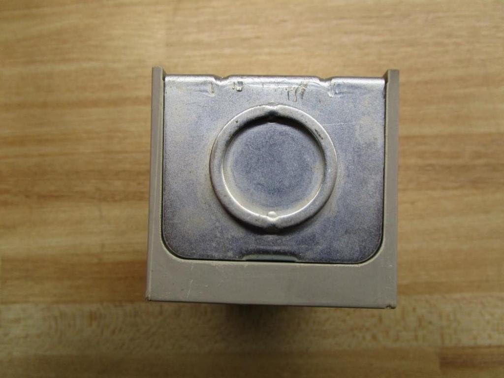 Cutler Hammer 10250H5200 Push Button Station