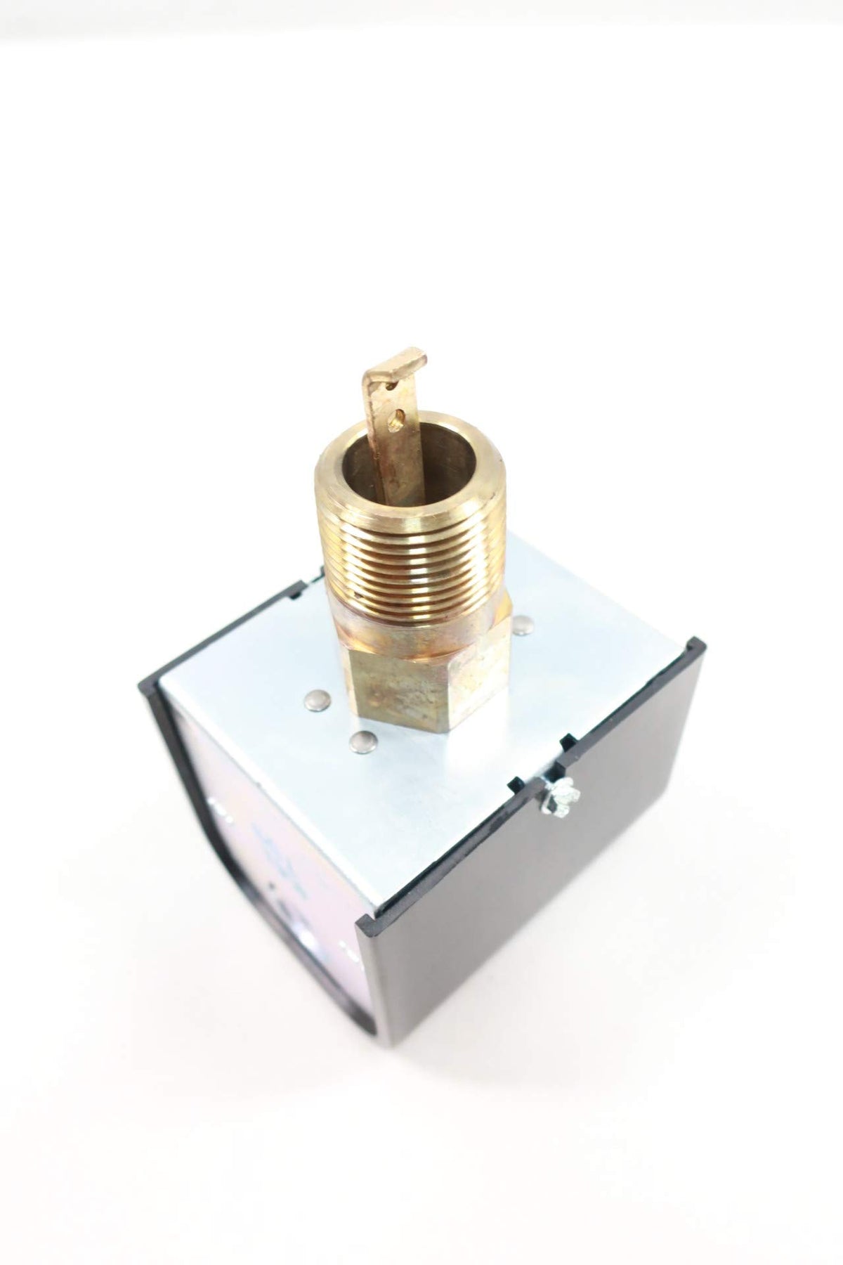 MCDONNELL & MILLER Flow Switch FS4-3 115/230V-AC