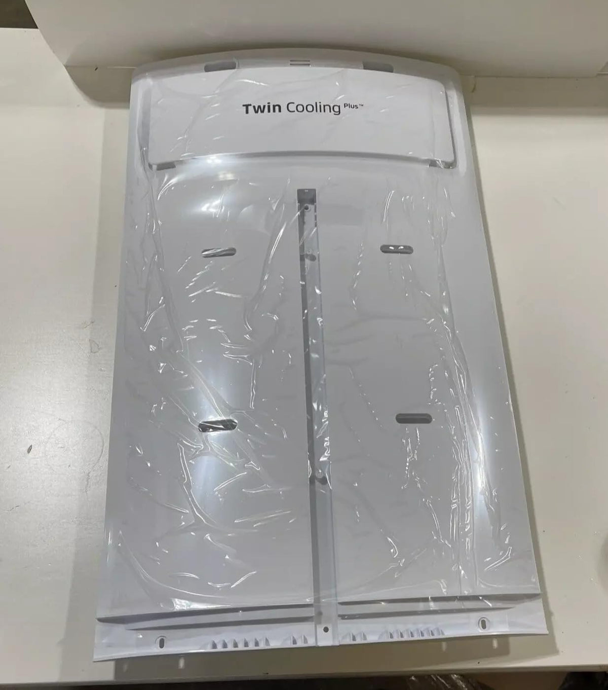 Evaporator Cover with Fan Compatible with Samsung Refrigerator DA97-12608A, Twin Cooling Evaporator Cover Replacement AP5620515, PS4176627