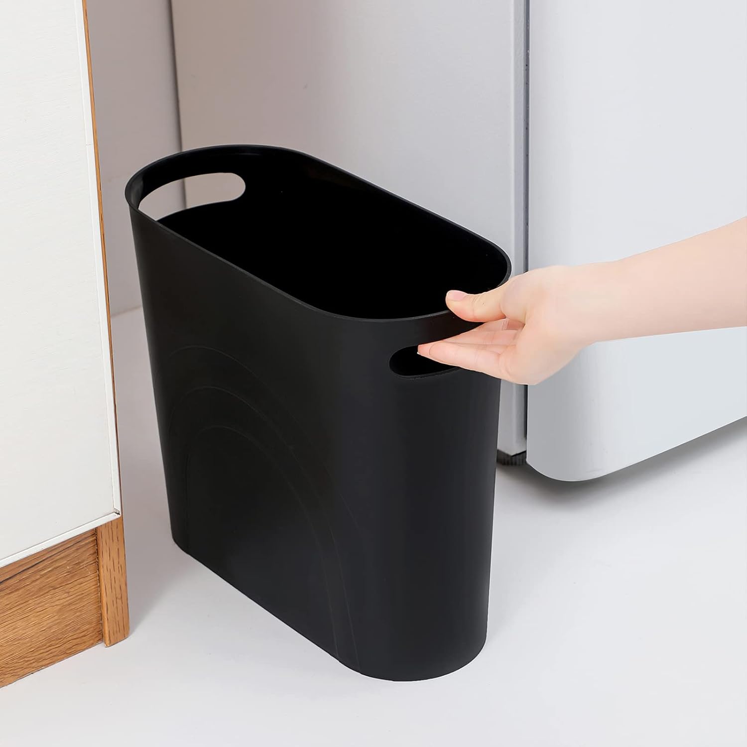 Small Trash Can, 3.5 Gallon Slim Garbage Can Plastic Waste Basket with Handles Container Bin for Narrow Spaces