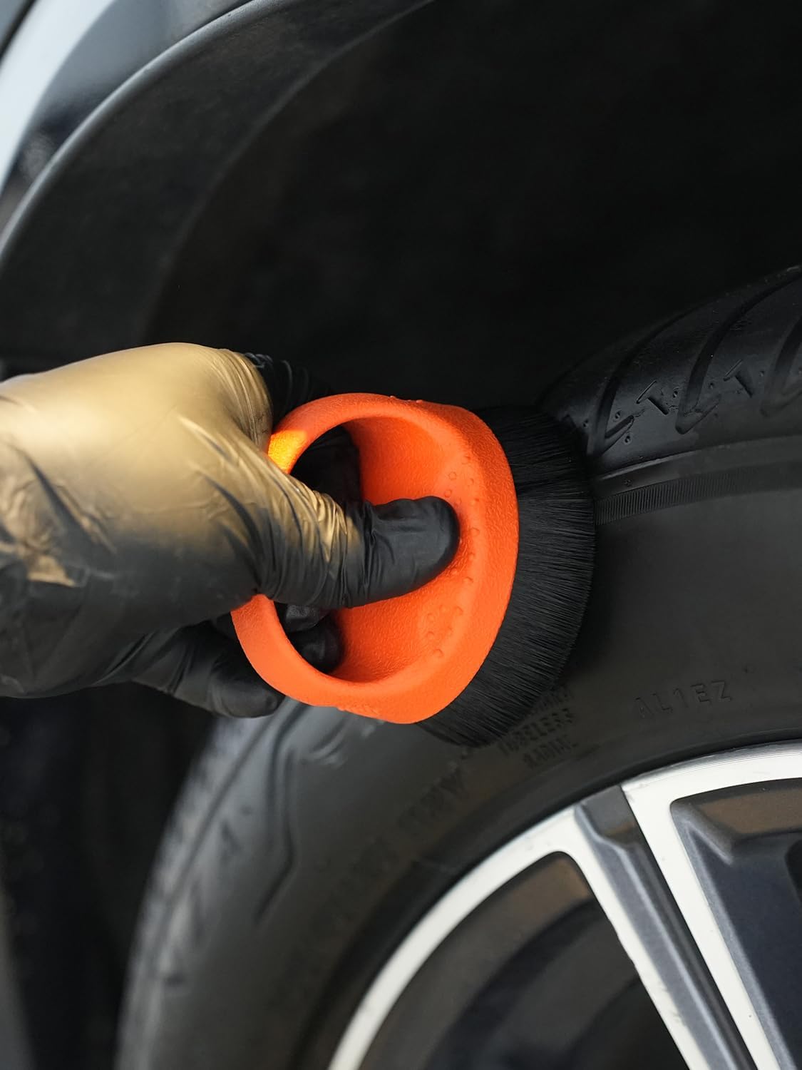 Tire Soft Shine Applicator Brush, Reusable Tire Shine Applicator Brush, Soft Bristle Tool for Application, Ergonomic