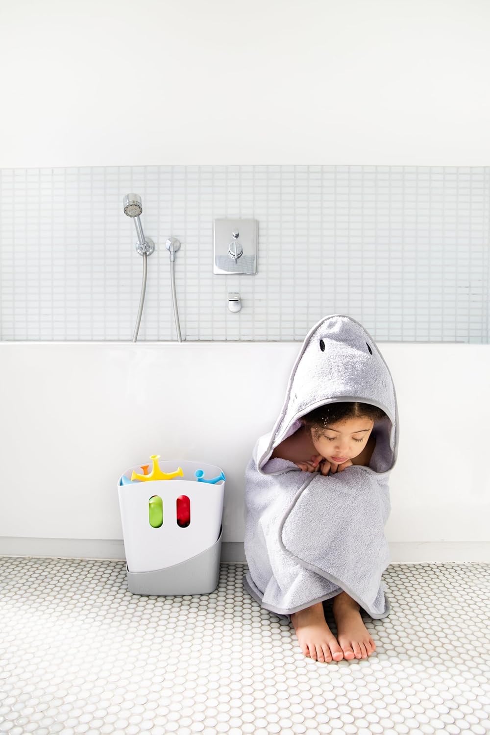 Freestanding Bath Toy Organizer Bath Caddy with Removable Drying Rack Bin and Scoop for Toddlers and Baby, Gray