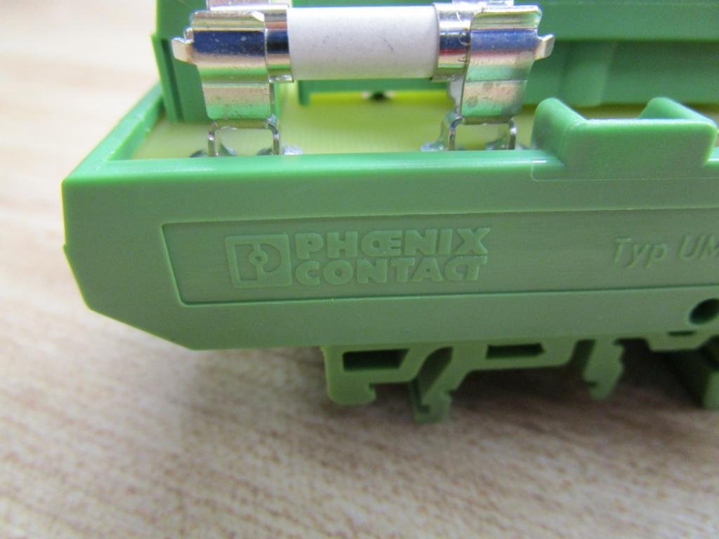 Phoenix Contact 2282075 Relay Socket Module