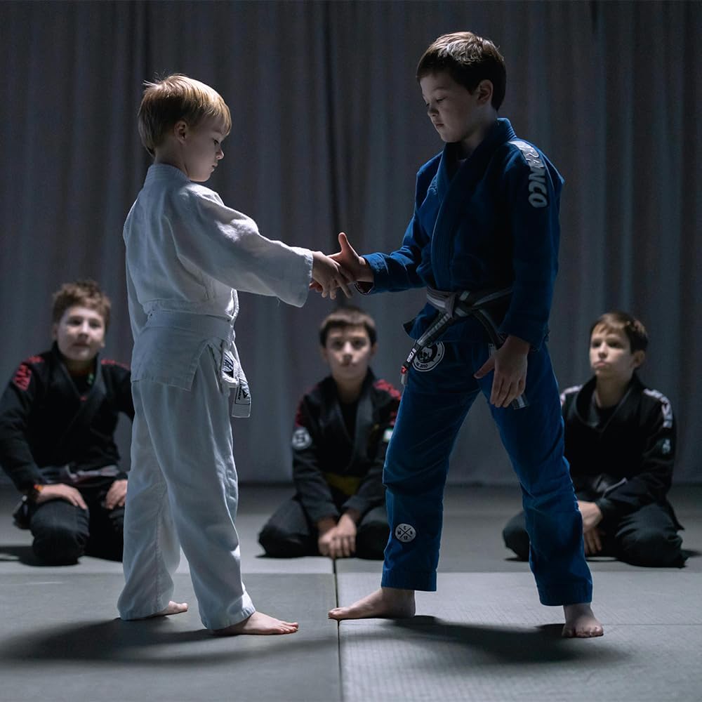Karate Gi for Kids Students Martial Arts Training Uniform with Belt for Judo and Karate Taekwondo Jiu Jitsu