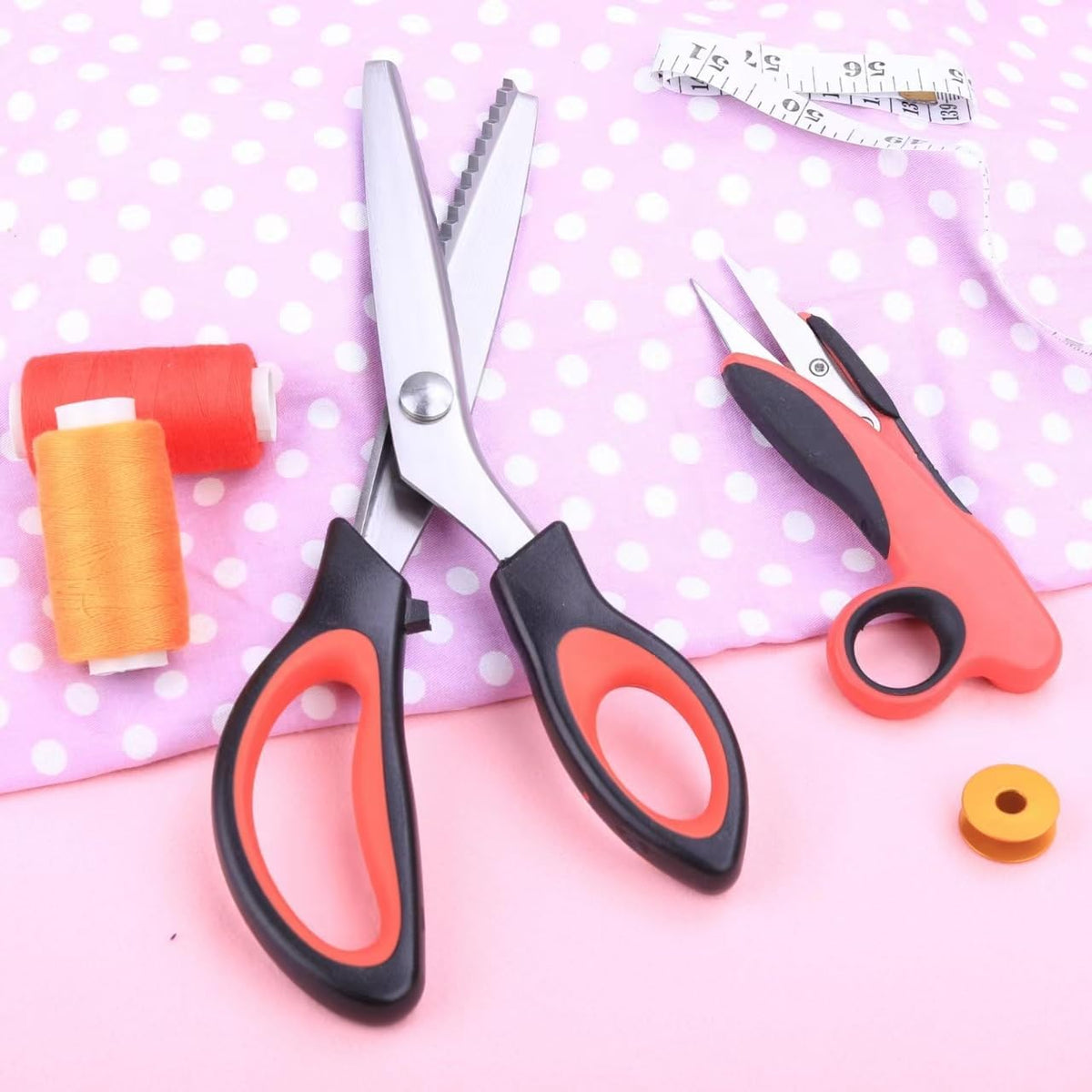 Pinking Shears for Fabric Zigzag Scissors Sharp Stainless Steel Blade Soft and Comfortable Handle Suitable for Right