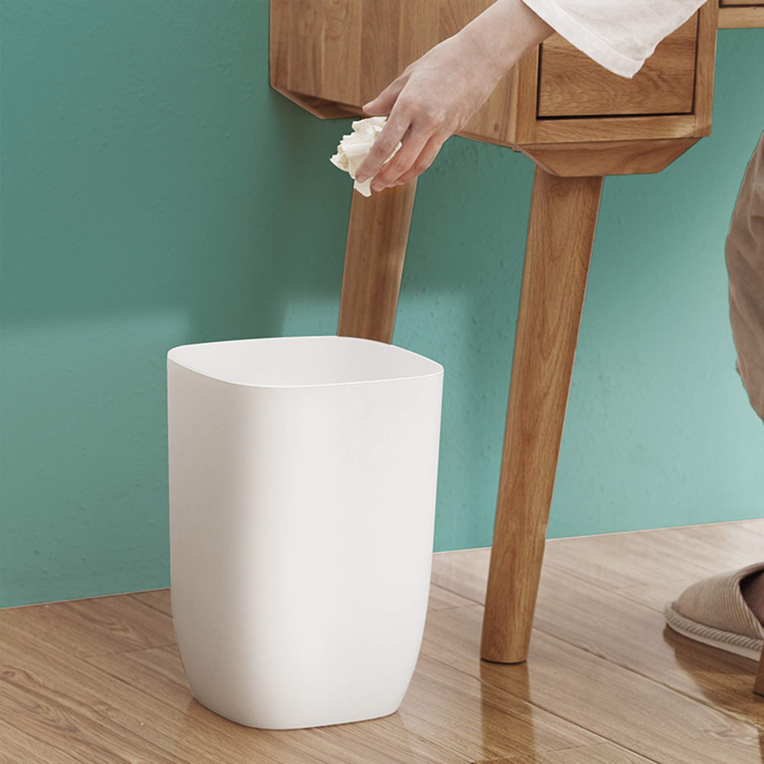 Bathroom Trash Can, Small Garbage Can for Bedroom, Living Room, Kitchen, Slim Cute Plastic Waste Basket for Office