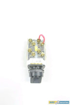 ALLEN BRADLEY 800H-JR2 3-POSITION SELECTOR SWITCH SER F D580564