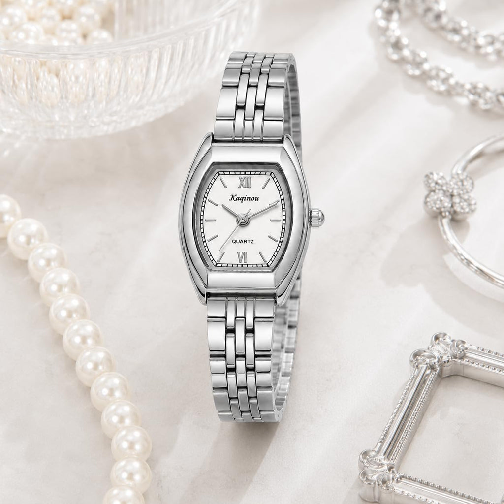 Elegant Tonneau Women's Vintage Gold Bracelet Watch Roman Dial | Timeless vintage tonneau design with an elegant
