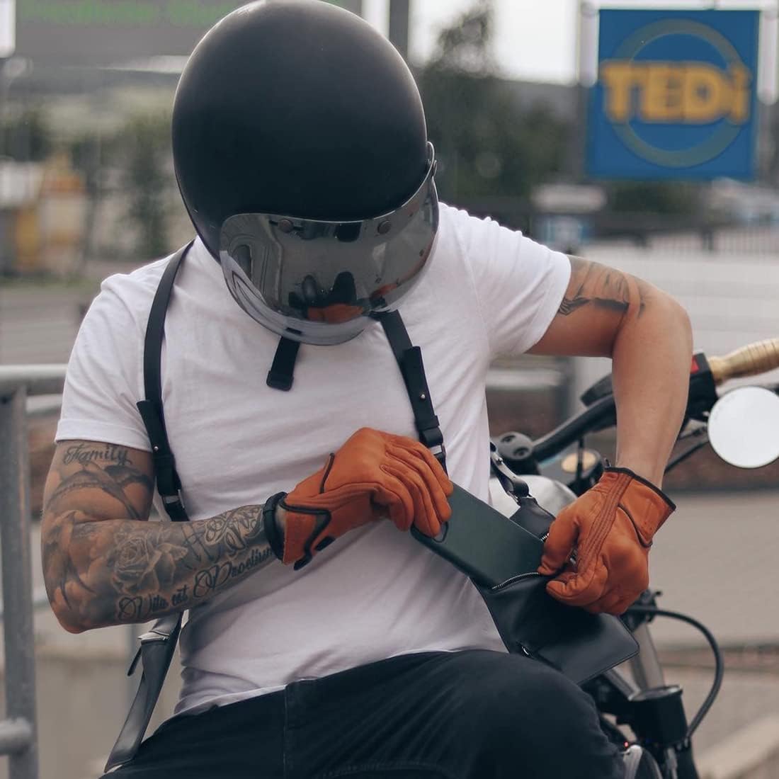 Mens Touchscreen Full Finger Motorcycle Riding Gloves GM028