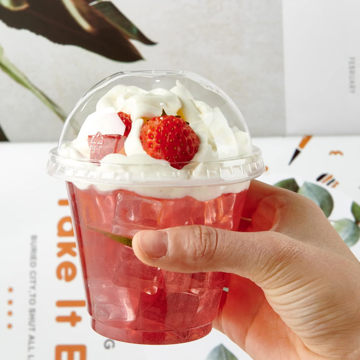200 PACK 9 oz Clear Plastic Cups With Dome Lids for Dessert