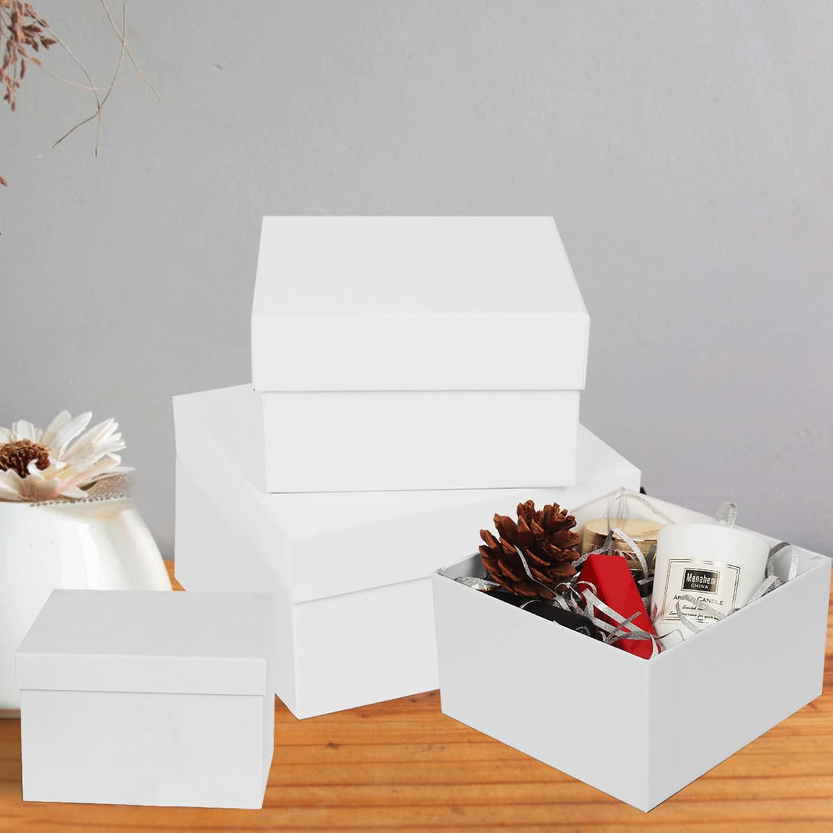 Small White Gift Boxes for Presents 4 Pack Nesting Gift Boxes with Lids，3.7“-6.4“ Assorted Sizes Square Stackable