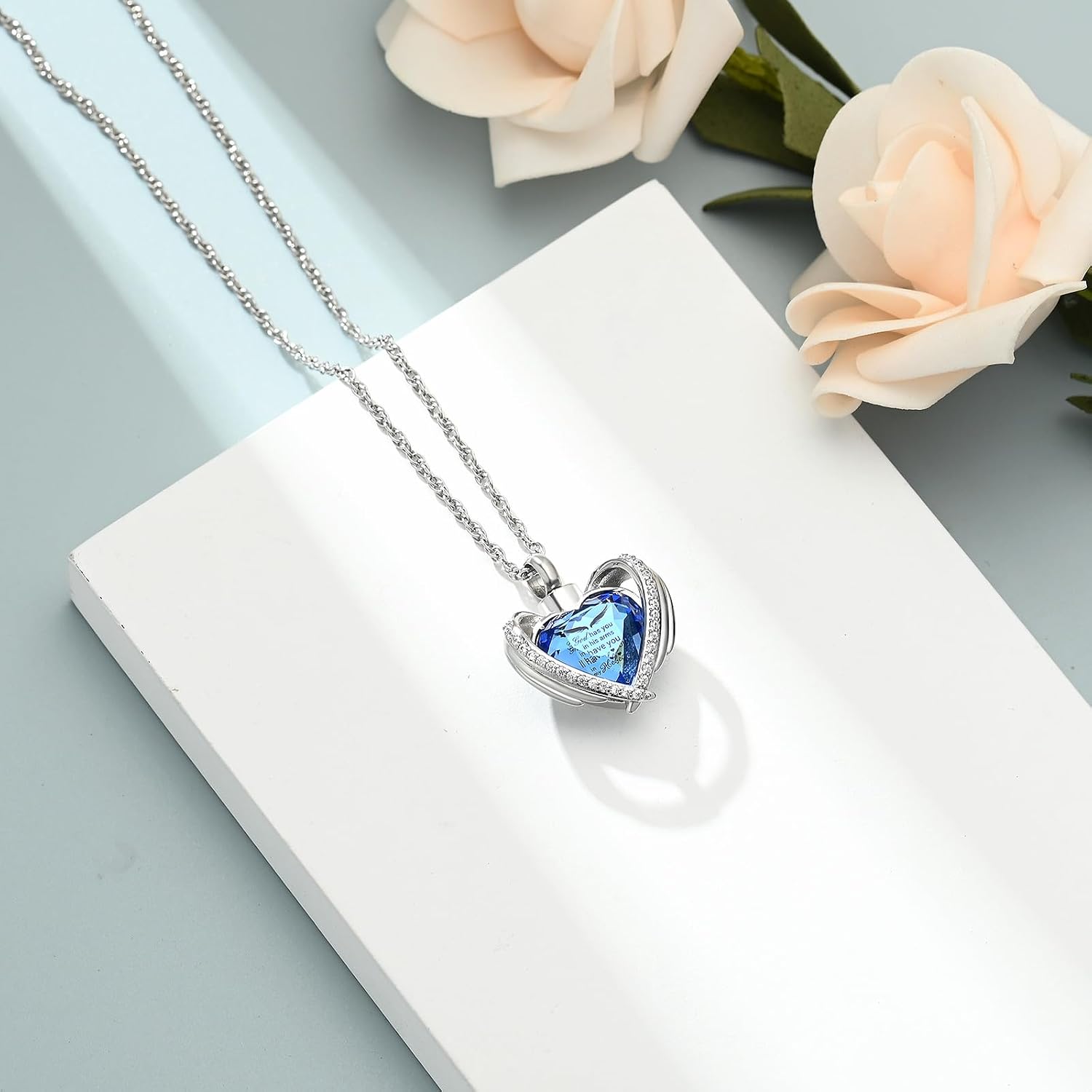 Cremation Heart Urn Necklace Ashes Jewelry for Women Men Keepsake Pendant Memorial Locket Ash Holder