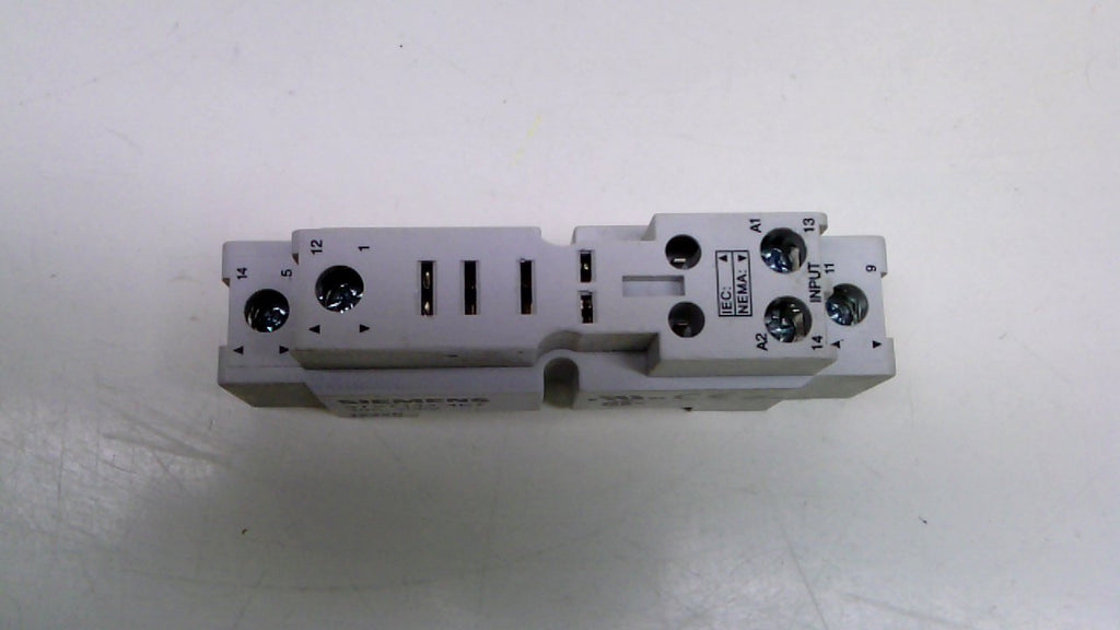 FURNAS ELECTRIC CO 3TX7144-4E7 DIN Rail Mount, 20 AMP, 300 V, Relay Socket
