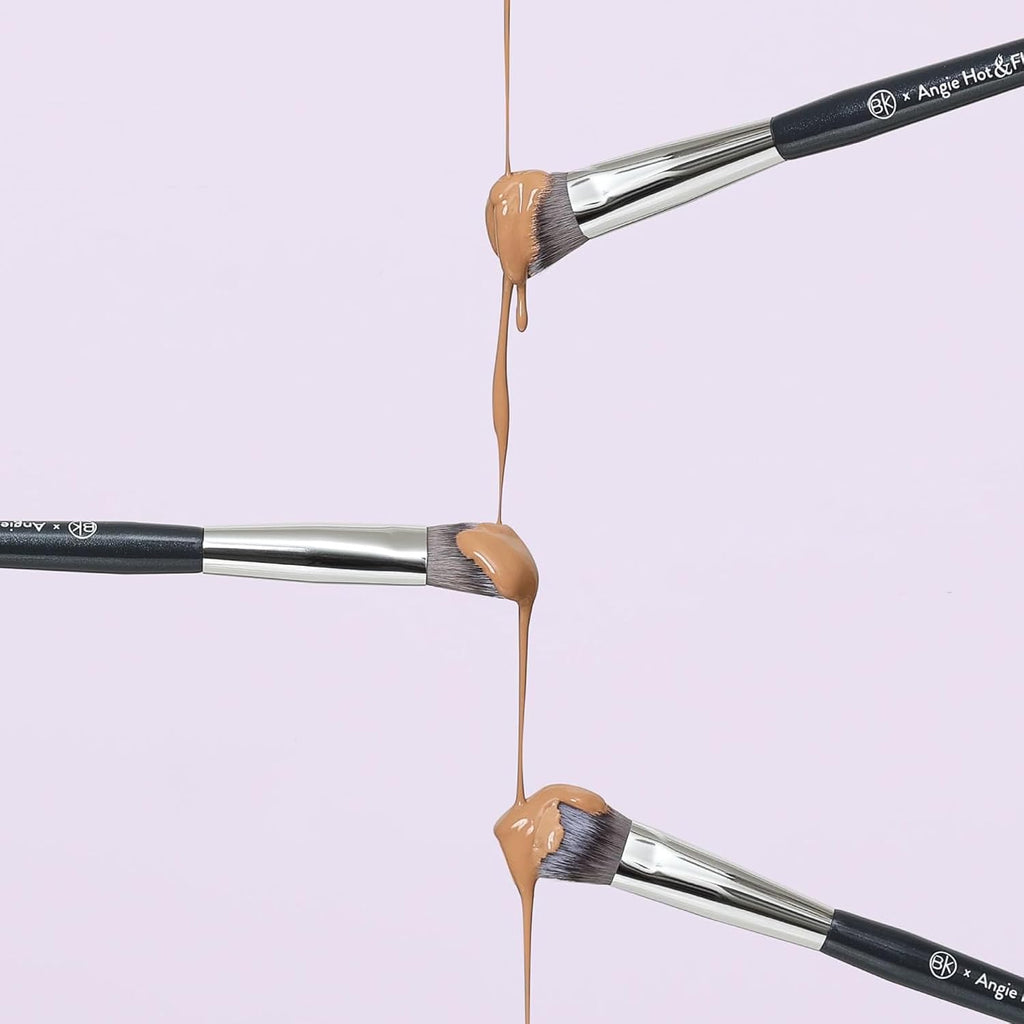 A506 Under Eye Concealer Brush, Angie Hot & Flashy