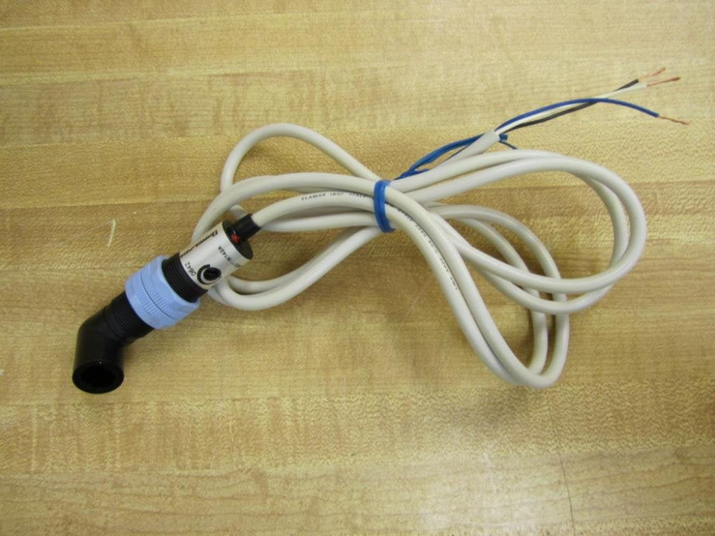 Pepperl + Fuchs 904890 Photoelectric Sensor CP18LS25115142A