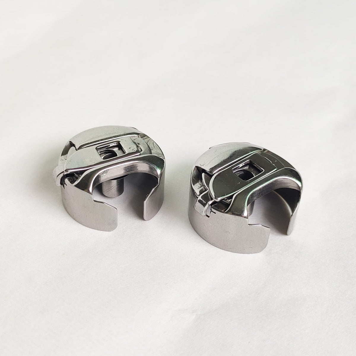 M-Class Bobbin Case for Handi Quilter Longarm Quilting Machines (2)