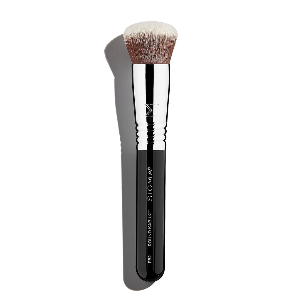 F82 Round Kabuki Brush - Makeup Brush for Powder and Cream