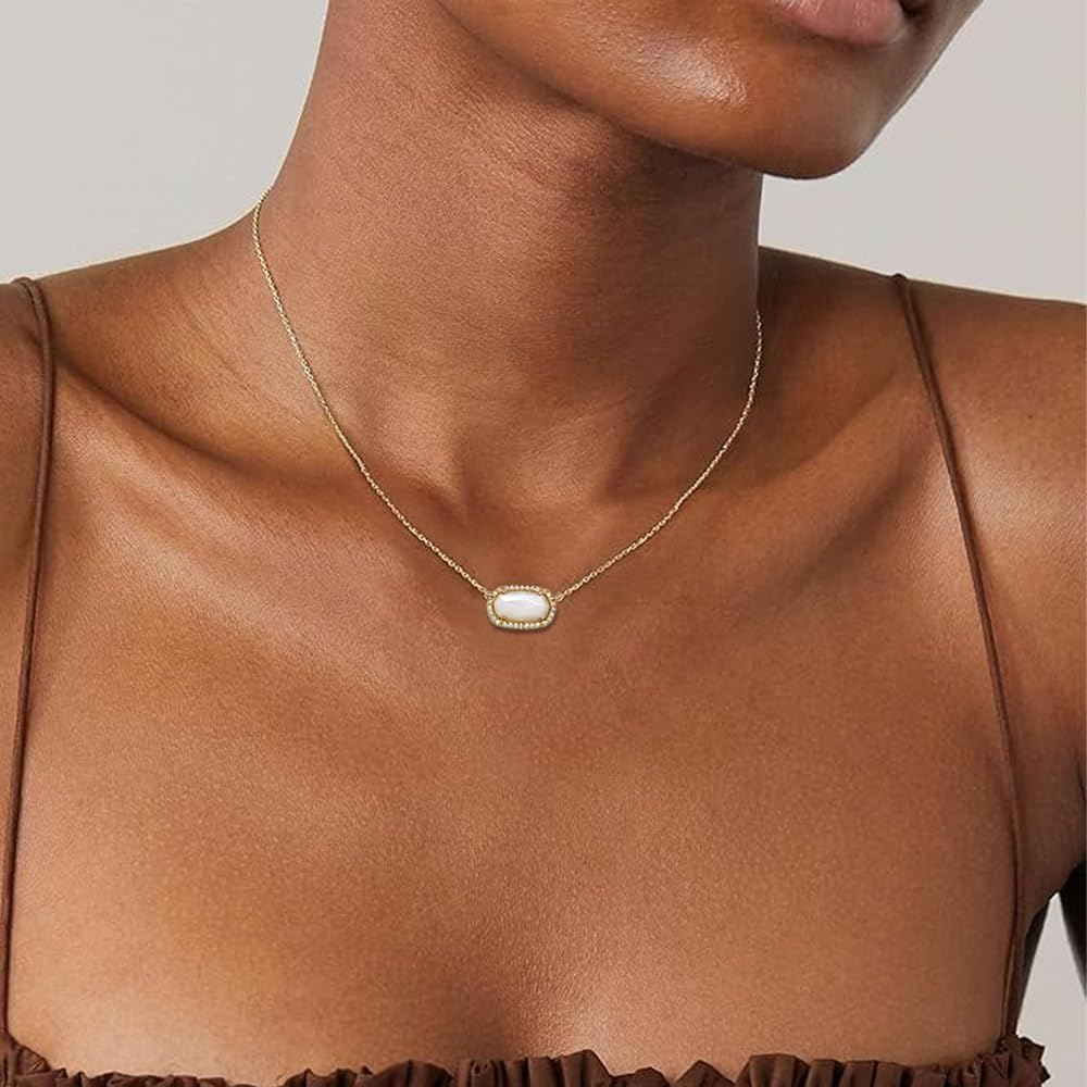 Gold Necklace for Women, 14K Dainty Pendant Choker, Adjustable Chain, Minimalist Gift for Birthday Valentine's Day