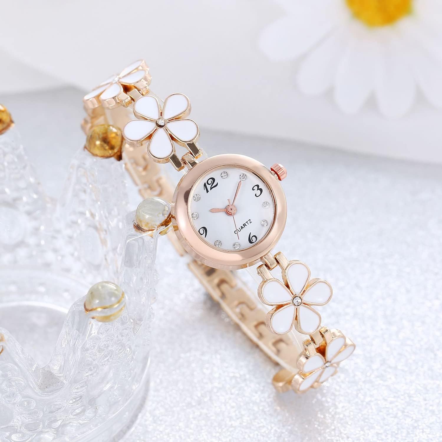Women's Bracelet Watch Fashion Item Waterproof Quartz Flower Shaped Watch
