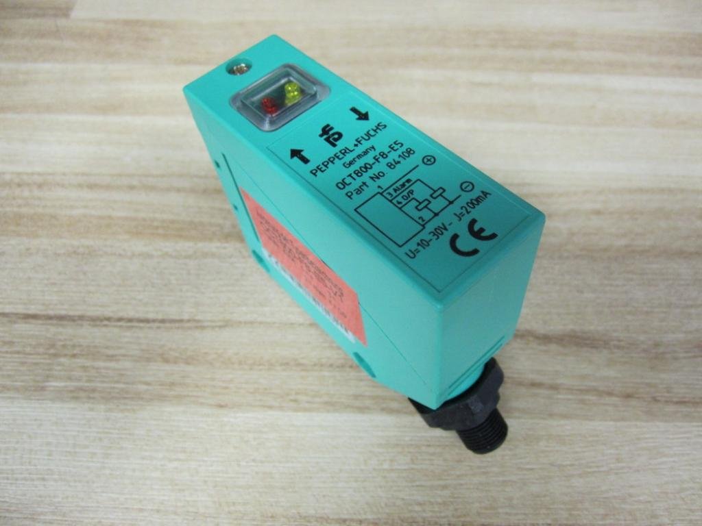 Pepperl + Fuchs 42704 Photoelectric Sensor OCT800-F8-E5-V1-Y