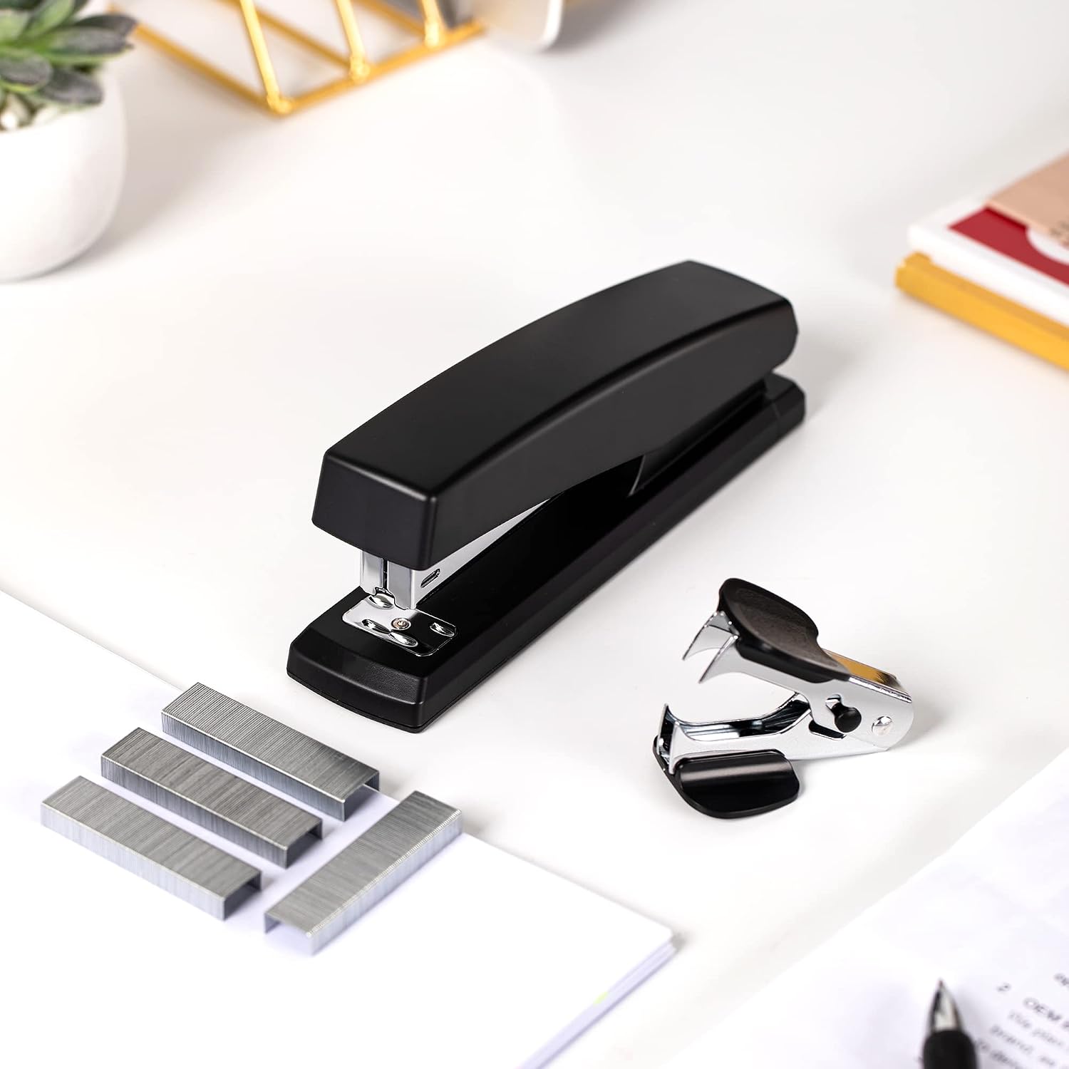 Stapler, 25 Sheet Capacity, 1000 Staples & Staple Remover, Black