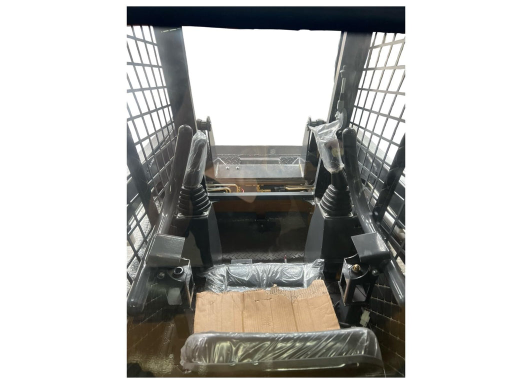 AGT 1.4 Ton, Open Operator Wheel Skid Steer Loader with RATO Engine | JK35