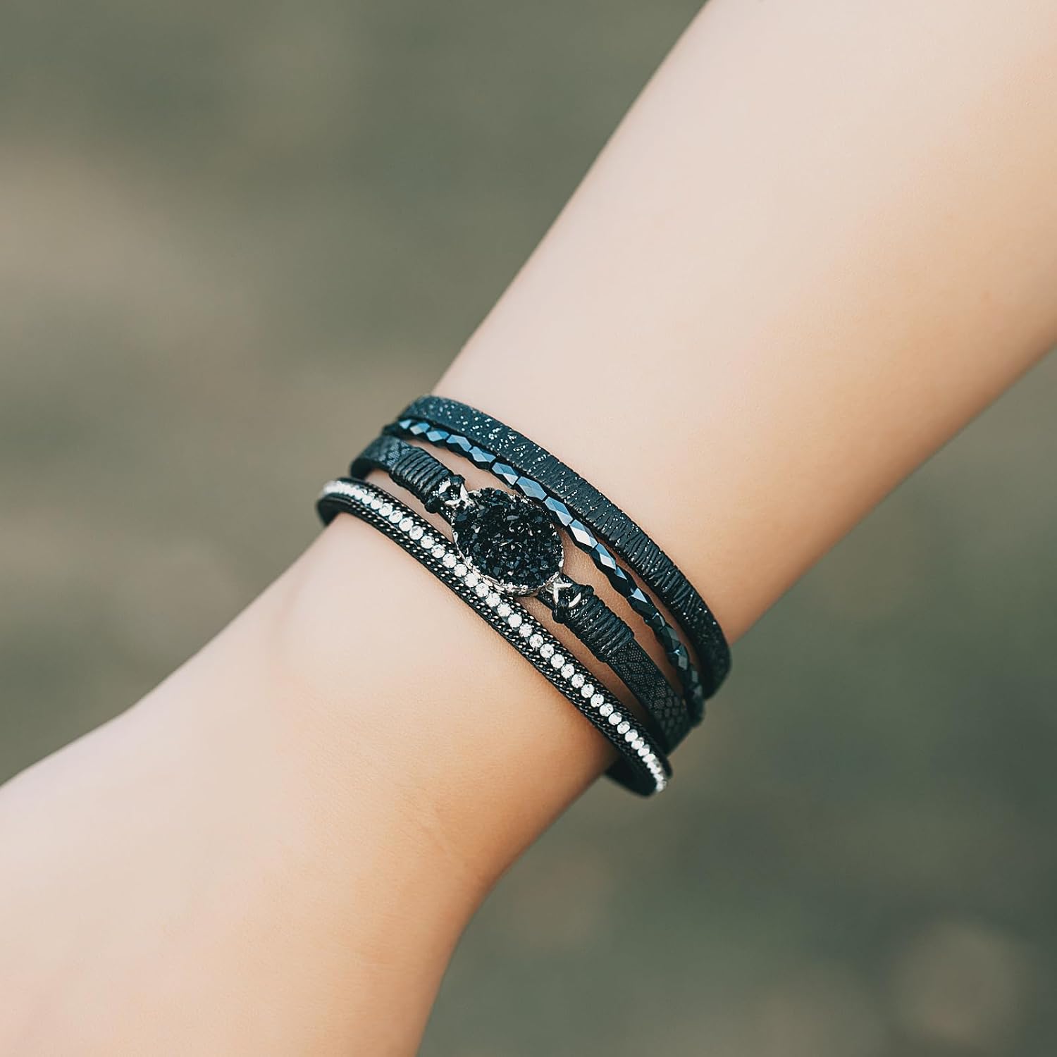 Boho Leather Wrap Bracelet Stackable Chunky Crystal Cuff Bracelets Western Jewelry Summer Beach Outfits for Women