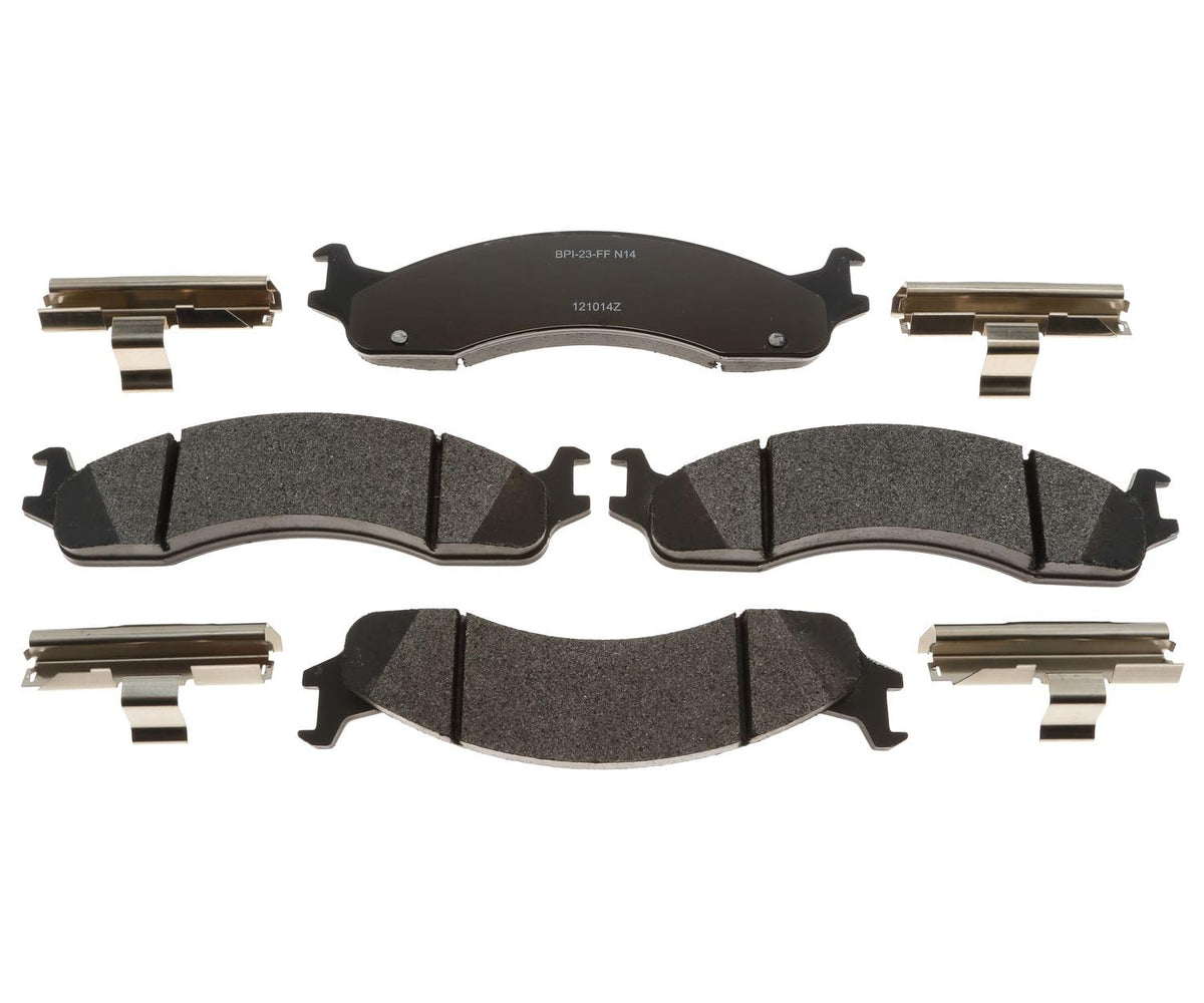 Raybestos R-Line Automotive Replacement Front Metallic Brake Pad Set for Select Ford (MGD655MH)