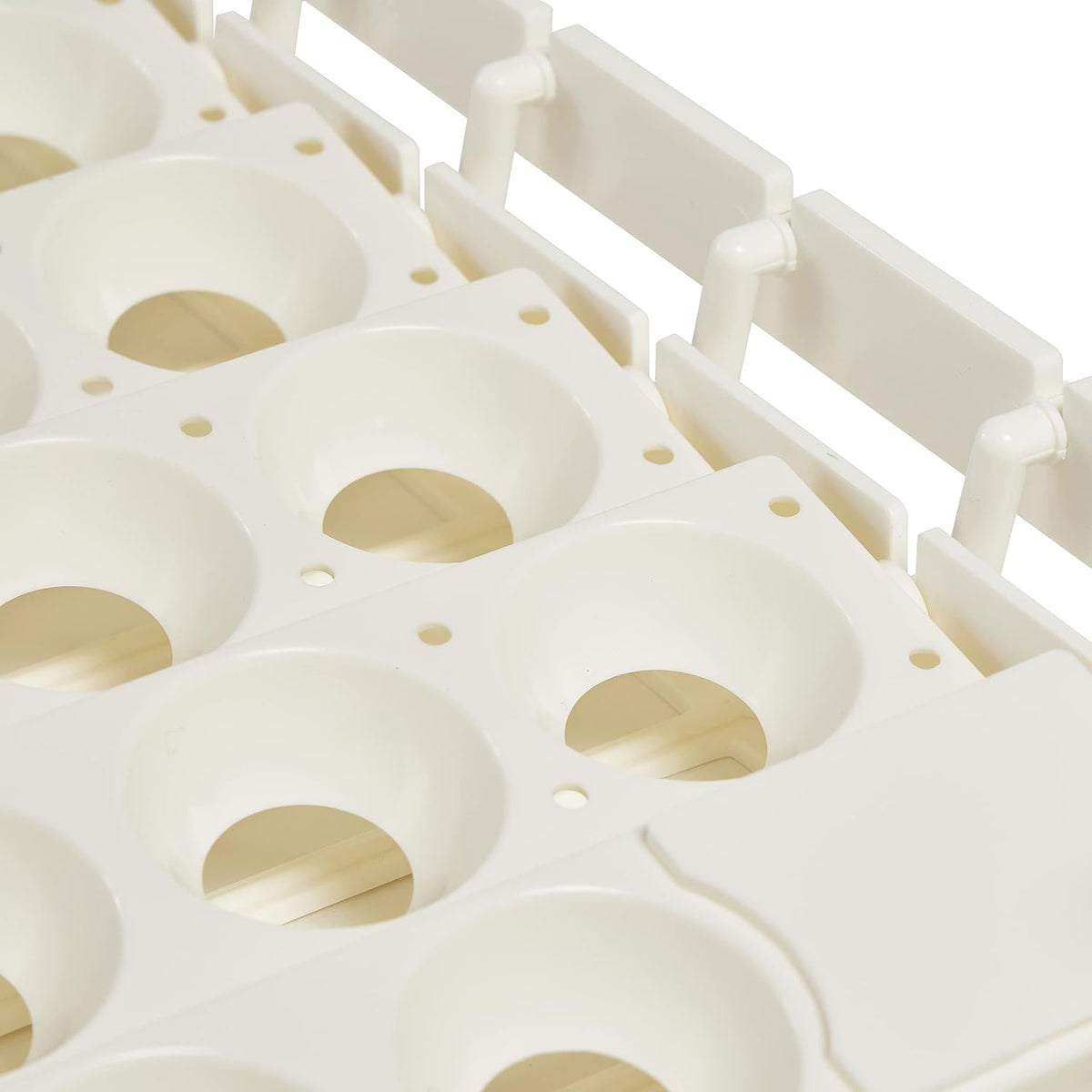 Farm Innovators 3200 Automatic Egg Turner for Incubators, 41 Eggs