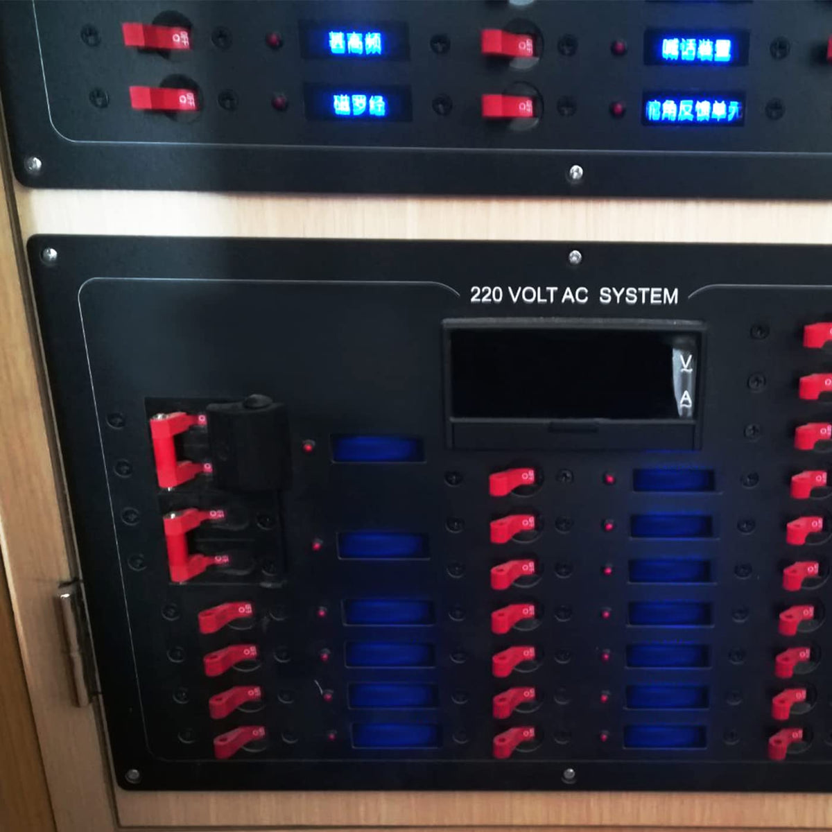 LENKRAD A-Series Red Toggle Circuit Breaker - Double Pole 15A