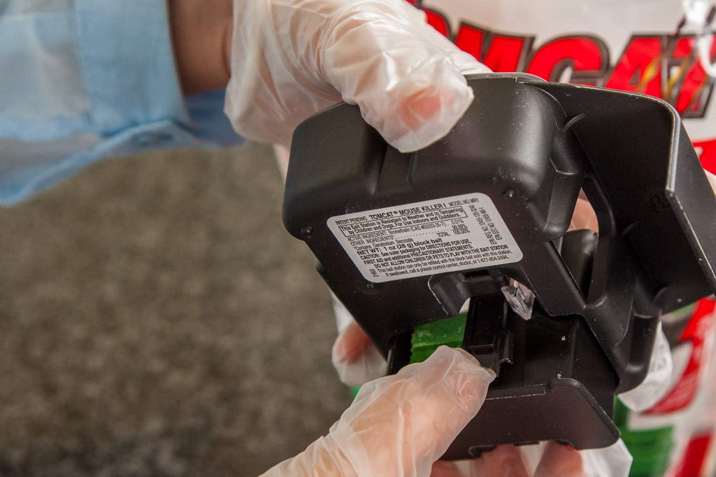 Mouse Bait Station, 2 Packages Each with 1 Station & 16 Bait Blocks | Tomcat Mouse Killer, Child & Dog Resistant