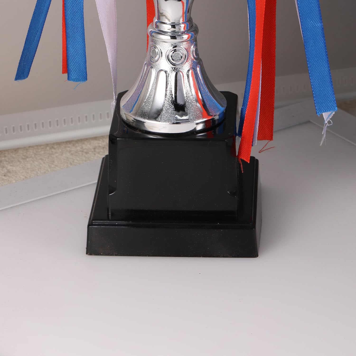 Gold Silver Bronze Trophy Award Cup Metal Trophy Cup for Soccer Basketball Sports Competitions Championships Award
