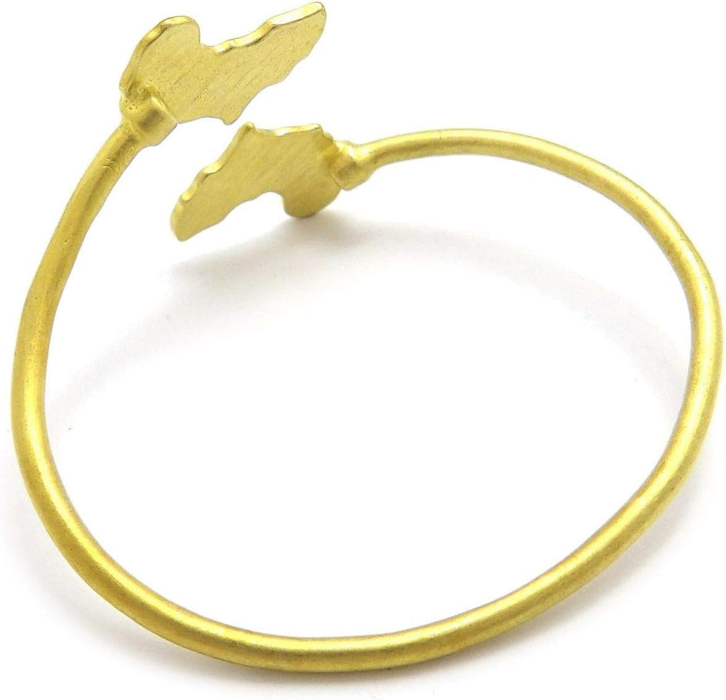 Smooth Africa Continent Pendant Brass Bangle