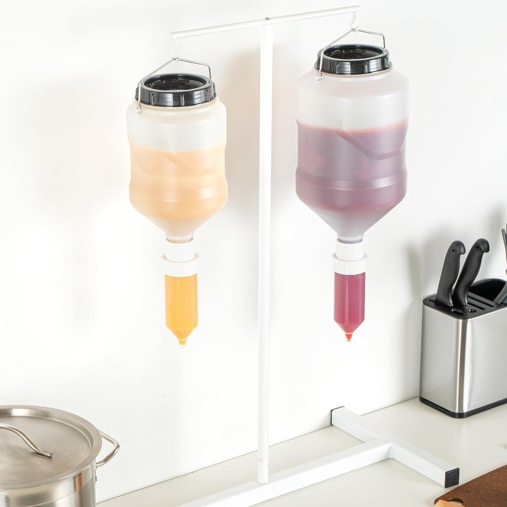 3L Hanging Condiment Pump Dispenser, Squeeze Nozzle, 1 Ct
